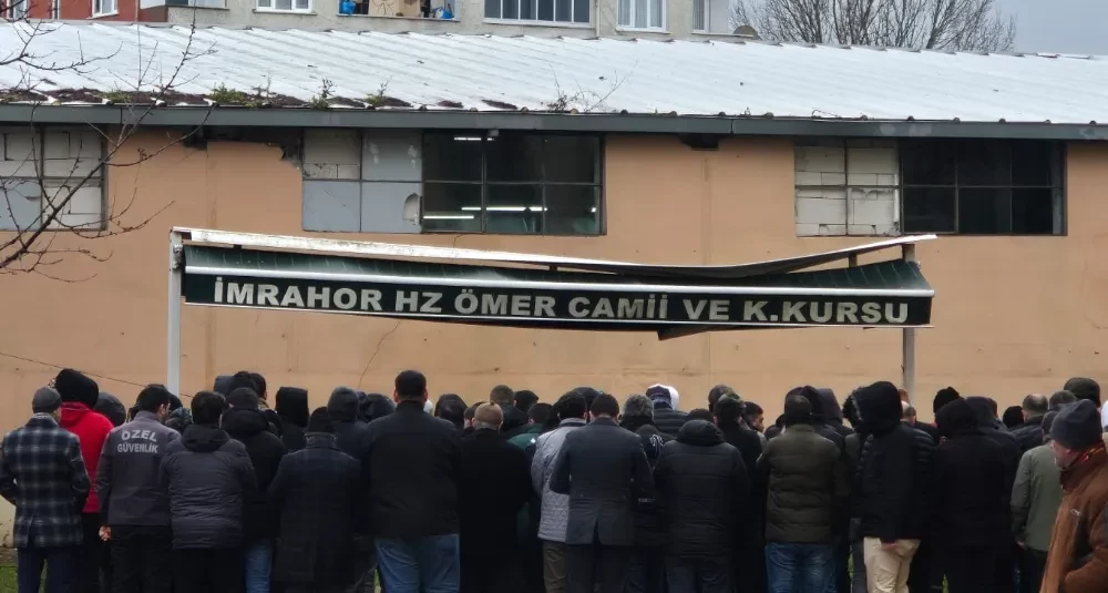 Ali Tuncer Son Yolculuğuna Uğurlandı: Ayşegül Tuncer’in Sabrı Sevenlerini Etkiledi