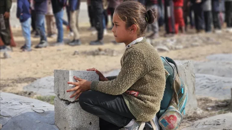 Gazze’de Eğitim Felaketi: İsrail Saldırılarıyla Okulların Yüzde 85’i Kullanılamaz Halde