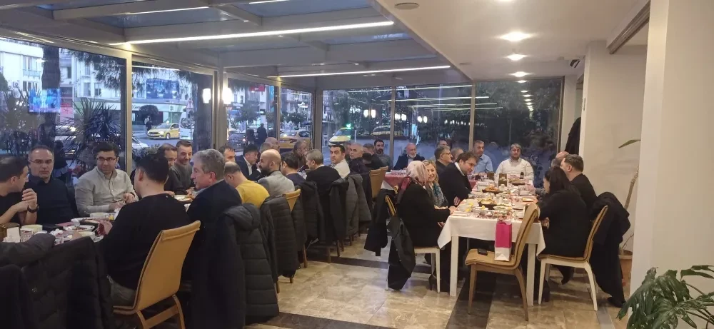 Enerji Bir-Sen Genel Başkanı Hacıbayram Tombul’a Onur İftarı ve Plaket Takdimi