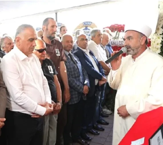 Hayri Erçağ Vefatı: Cenazeye Uysal ve Barka Katıldı